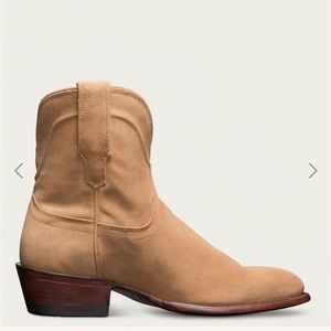 NWT The Lucy Tecovas Suede Booties